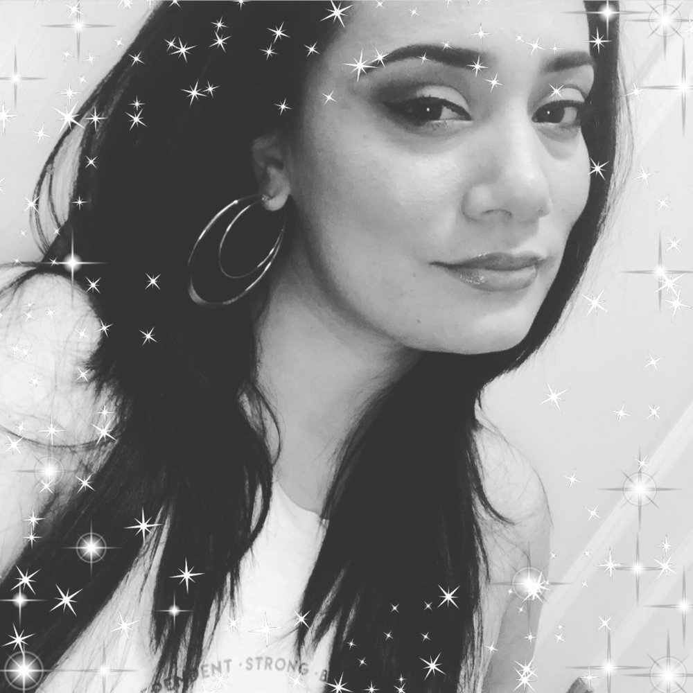 Meet your Posher, Linda